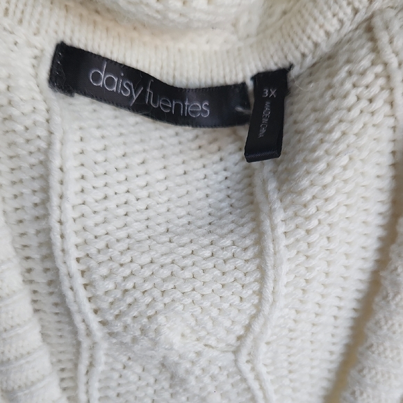 Daisy Fuentes Cream Cowl Neck Sweater - Picture 2 of 6